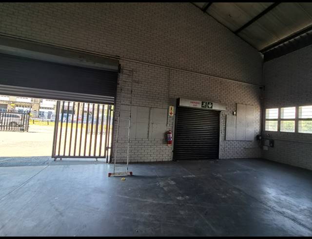 1,200M² WAREHOUSE TO LET IN KYALAMI